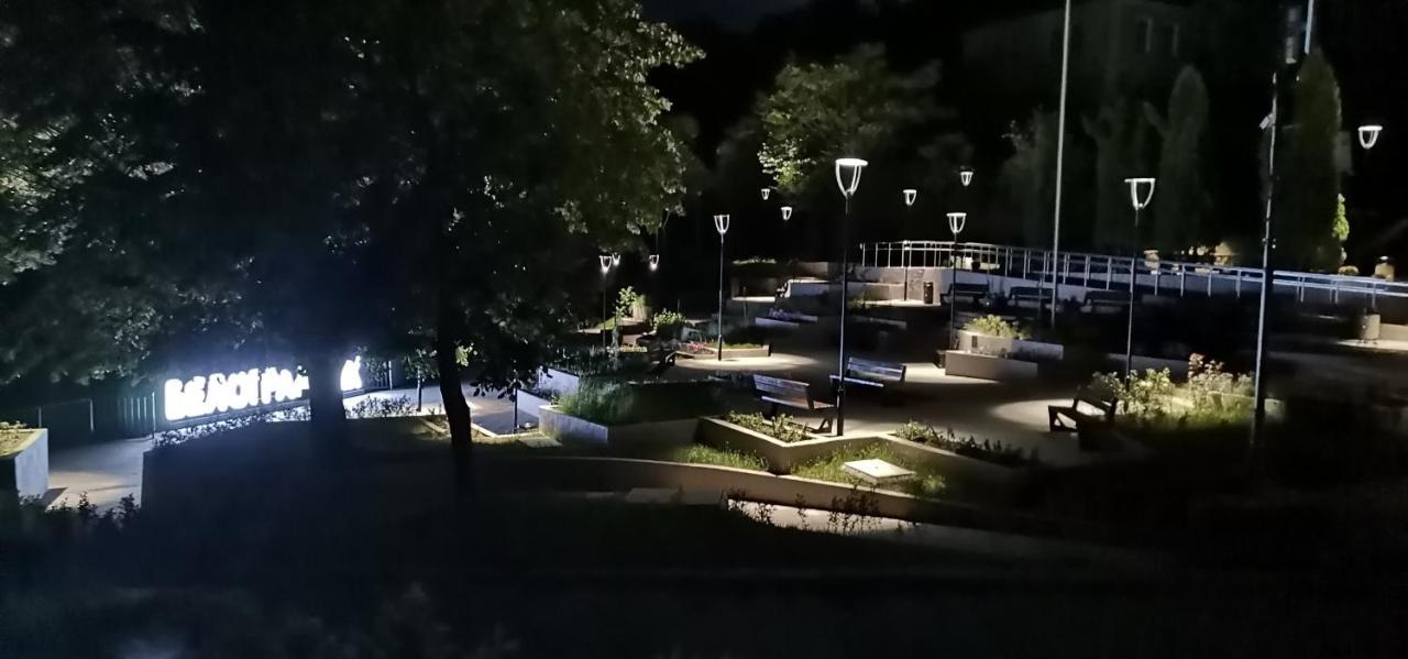 Apartment Fortress View *