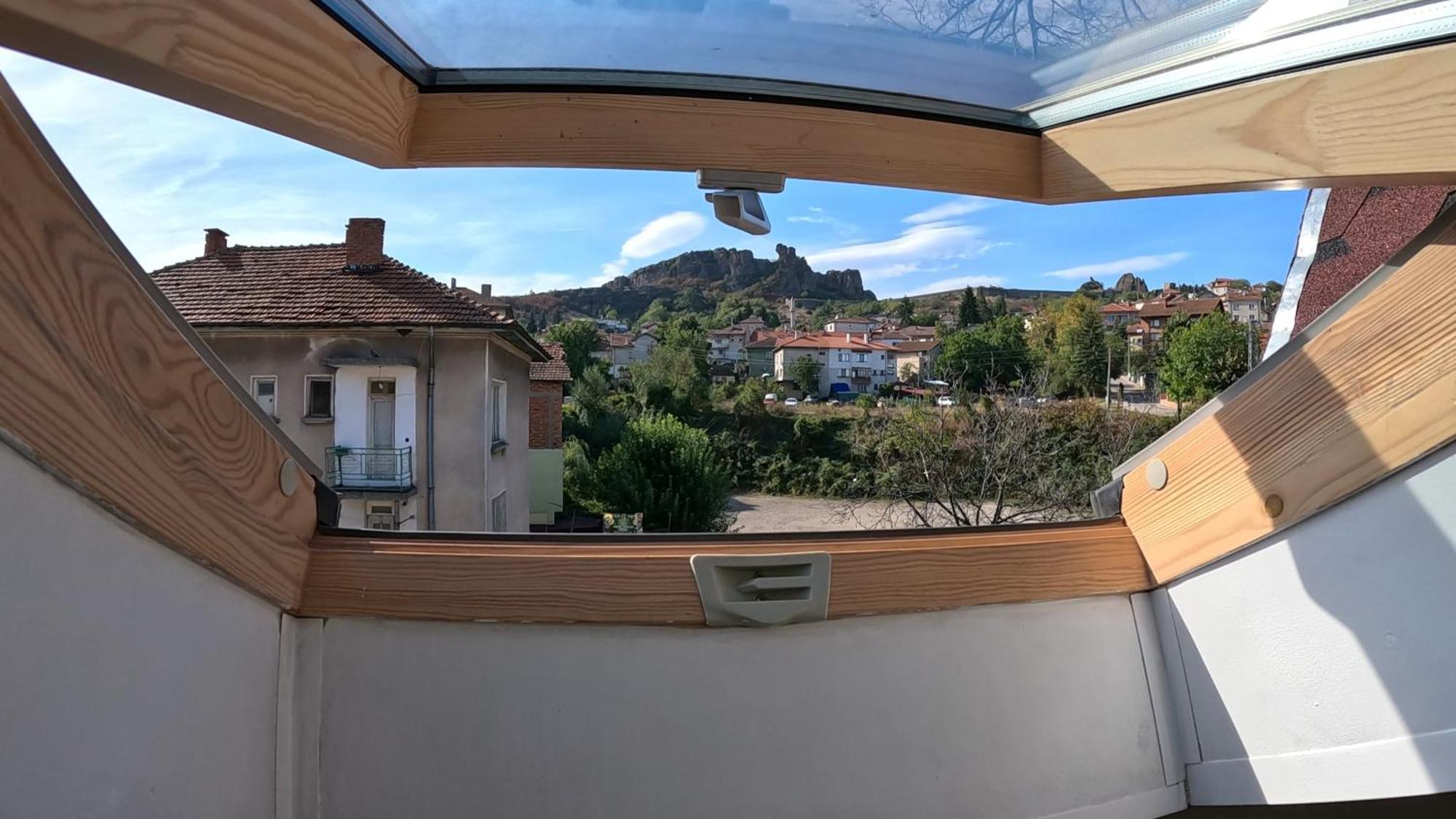 Fortress View Apartment *